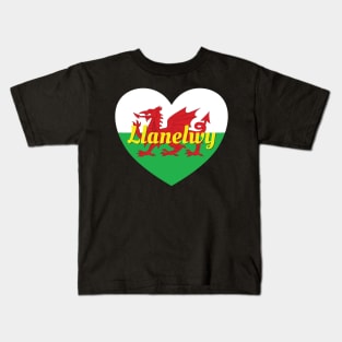 Llanelwy Wales UK Wales Flag Heart Kids T-Shirt